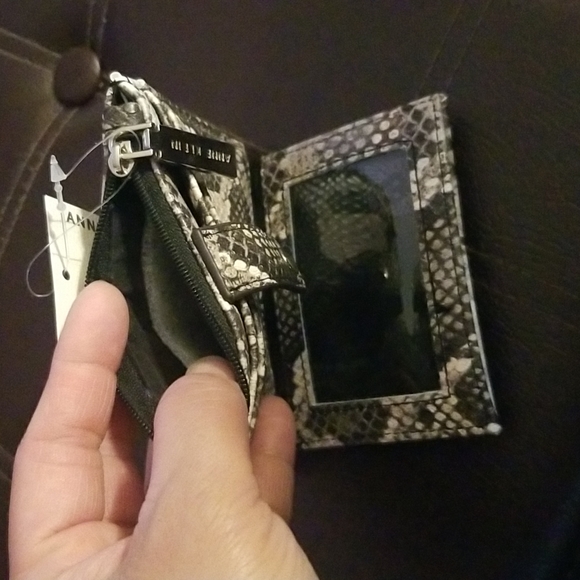 Anne klein wallet - Picture 4 of 8